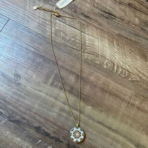 NWT Lucky Brand Pendant Necklace